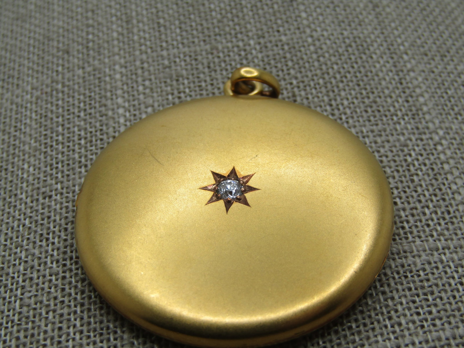 Antique 18kt Monogrammed Locket With Diamond, 1900-1920'S - 4