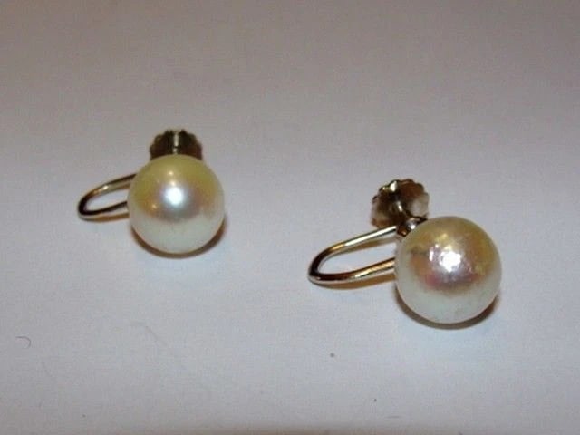 14 Kt Gold Cultured Pearl Earrings - 3