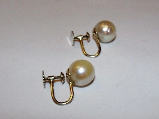 14 Kt Gold Cultured Pearl Earrings - 5