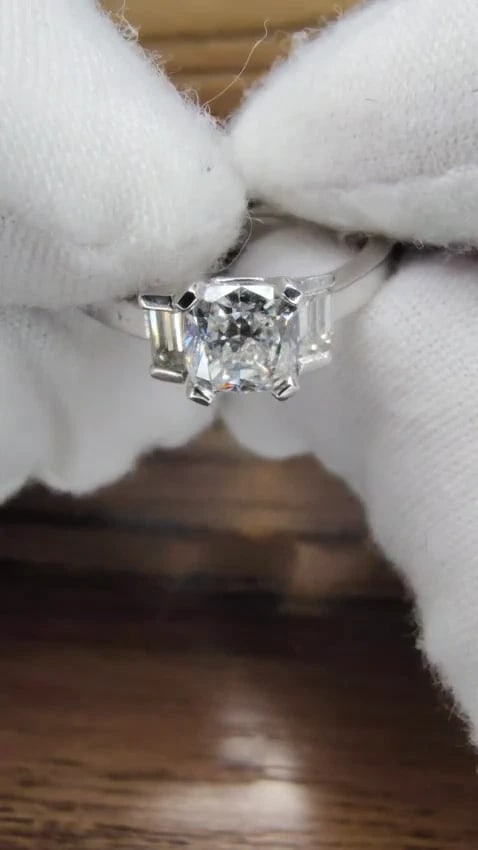 GIA Certified 1.01ct. Cushion cut natural diamond ring Platinum F/VS *v - 3