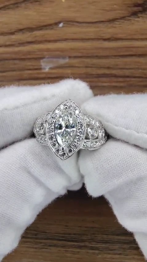 GIA Certified 1.01ct Natural Marquise Diamond Cluster Halo Ring 18kt *v - 3