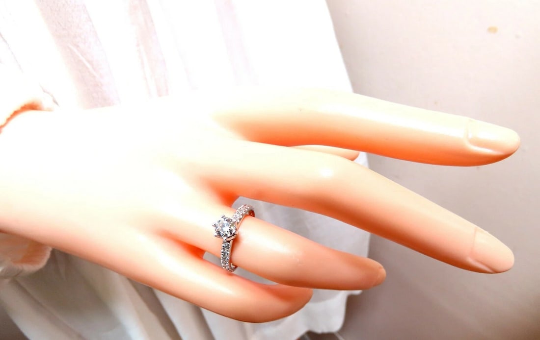 GIA Certified .73ct round cut diamond Raised Tulip ring Platinum *v - 7