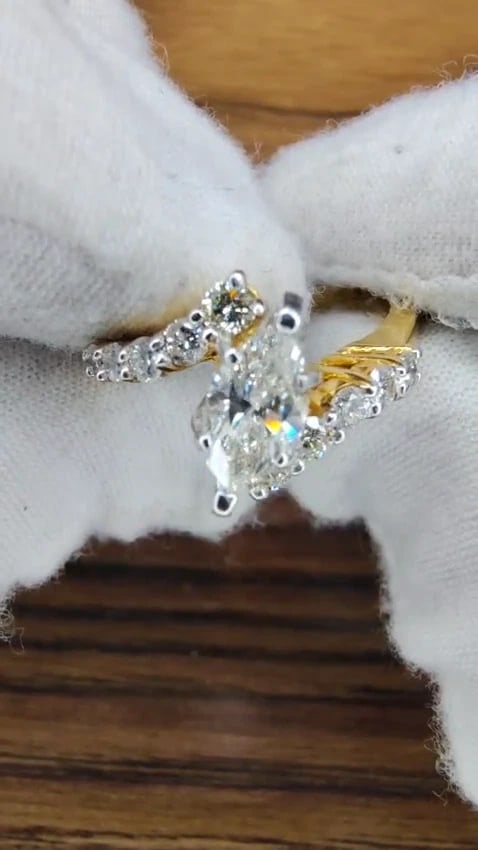 GIA Certified .77ct Marquise Shape natural diamond ring 14 Karat *v - 3