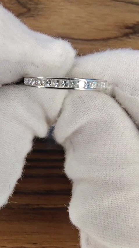 Authentic Asprey .65ct natural princess cut diamonds band Platinum *v - 3