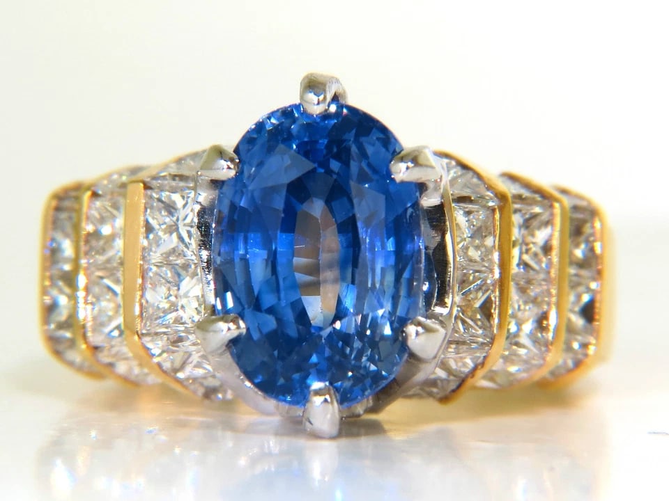 GIA 8.89CT NATURAL FINE SAPPHIRE DIAMOND RING CORNFLOWER CLASSIC 14KT *v: Title: GIA 8.89CT NATURAL FINE SAPPHIRE DIAMOND RING CORNFLOWER CLASSIC 14KT *v Description: 5.89ct. GIA certified Natural Sapphire Ring Amazing Oval cut Very Very Clean Clarity Beautiful Blue