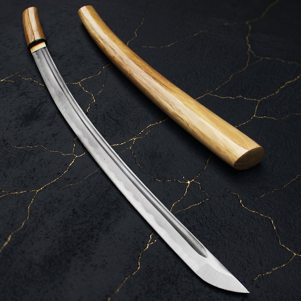 40" Hand-Forged Full Tang Shirasaya Katana Sharp Razor Samurai Blade: Title:40" Hand-Forged Full Tang Shirasaya Katana Sharp Razor Samurai Blade Description:This 40-inch handmade Shirasaya samurai katana features a full tang construction and a sharpened blade. Designed
