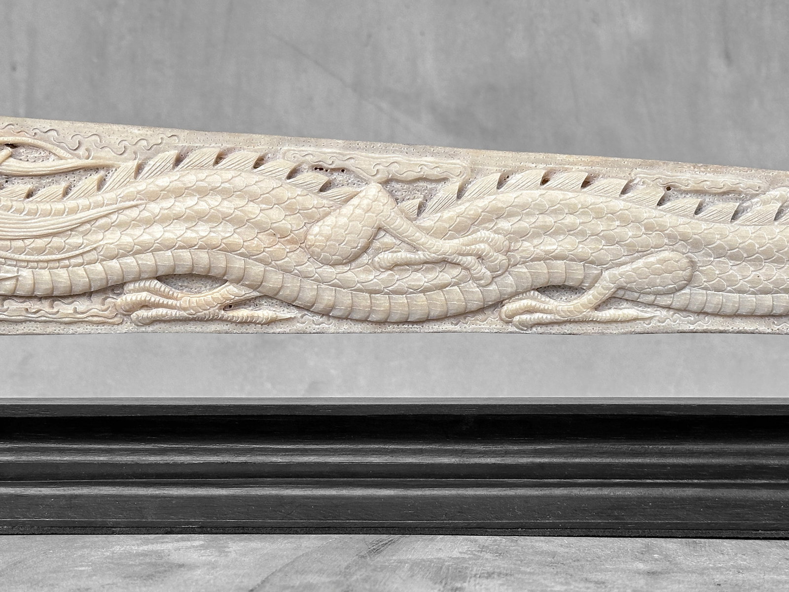 An extra large carved swordfish rostrum - Dragon tiger carving - 8
