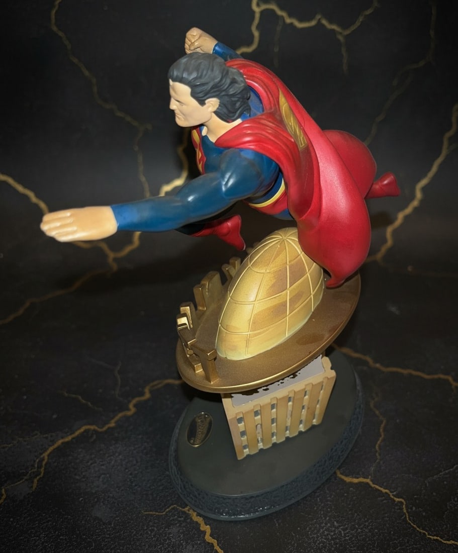 Vintage DC Comics Superhero Figurine In a Single Bound Boxed Ornament - 2