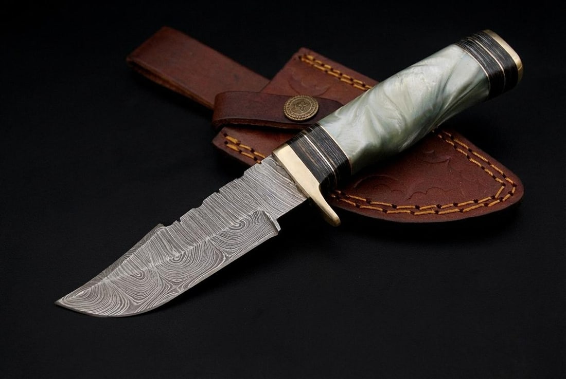 Handmade Damascus Steel Hunting Knife 8" | Fixed Blade Skinner with Brass Guard and Sheath - 2
