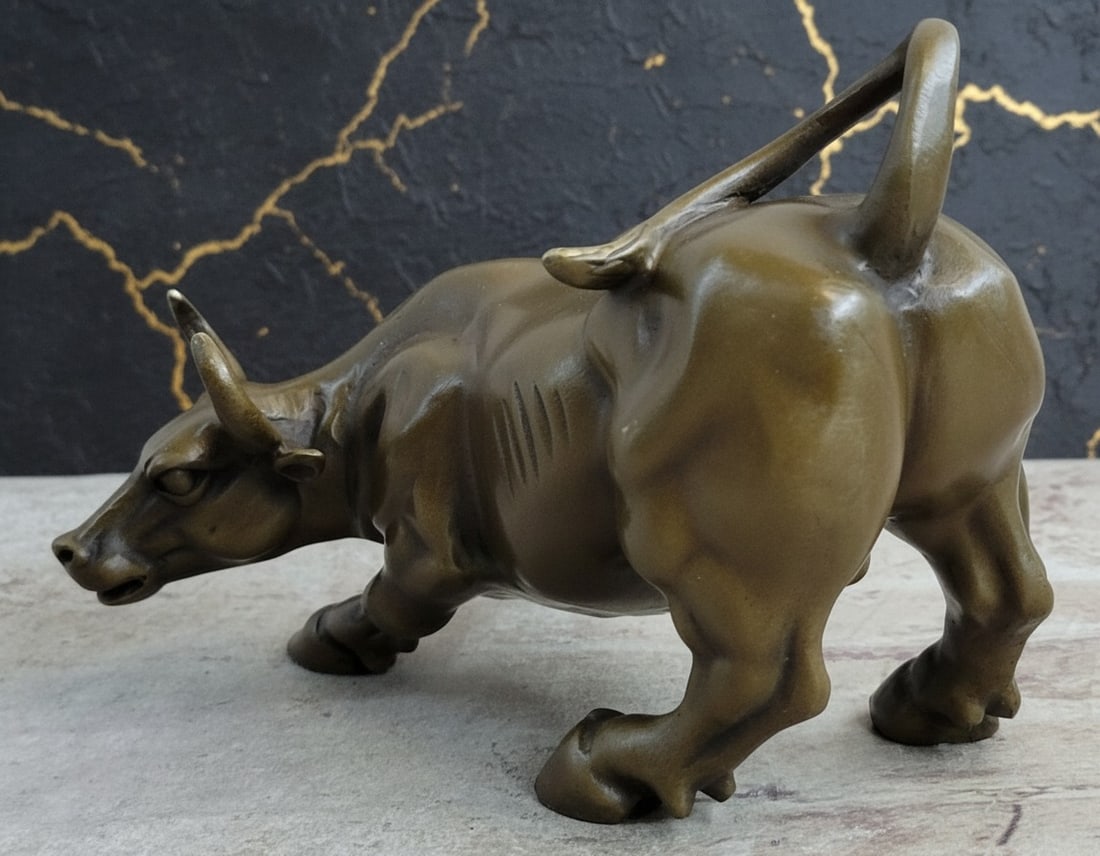 Solid Bronze Wall Street Bull Statue Financial District Decor Figurine - 5