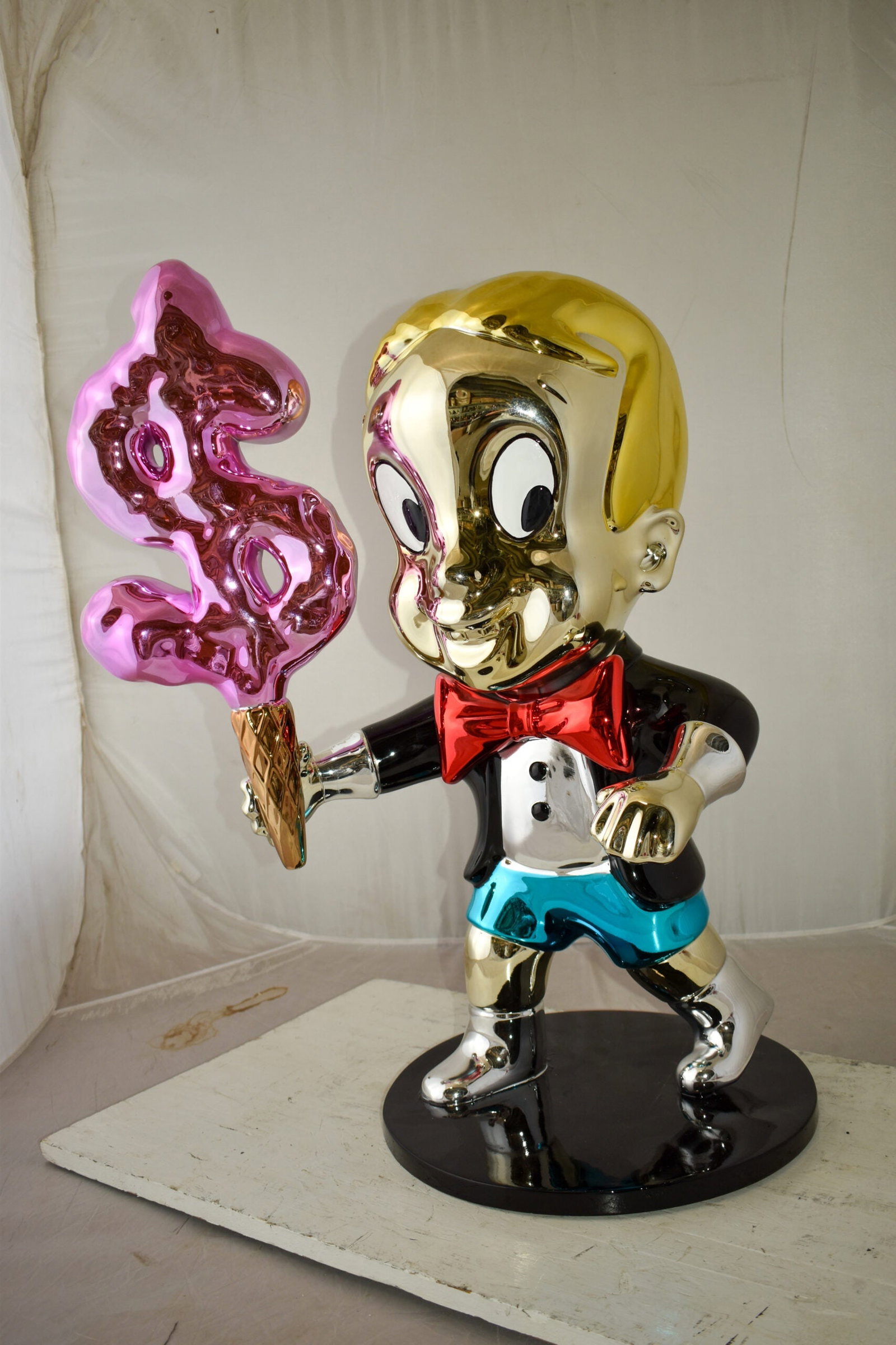 Cartoon Monopoly Boy with Money Cotton Candy Resin Statue Size: 15" x 24" x 31"H - 5