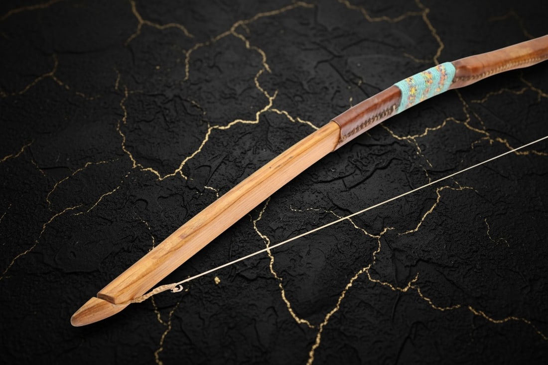 Vintage Handmade Beaded Bow and Arrow Set with Quiver Native American Style - 5