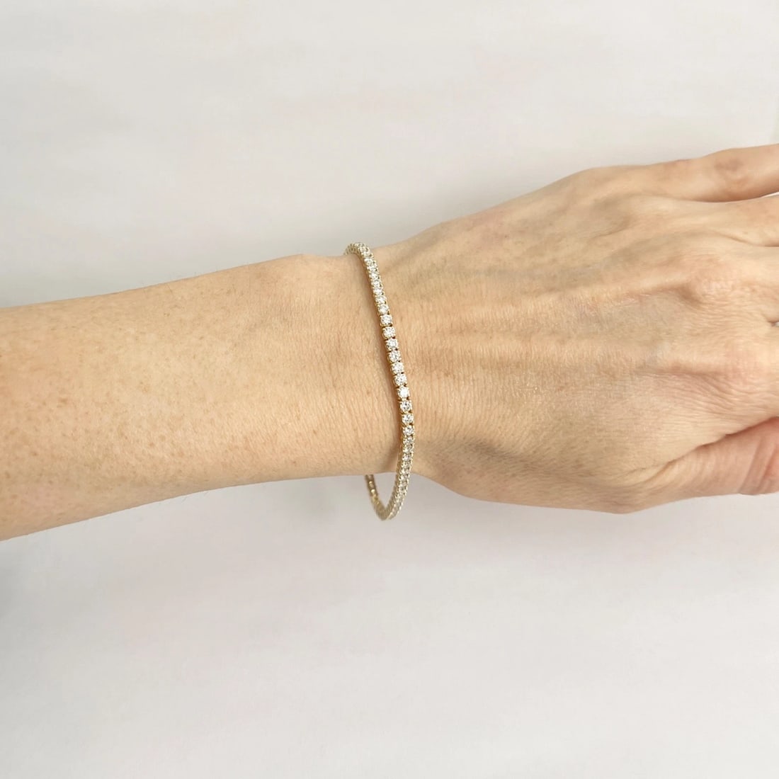 Round Diamond Tennis Bracelet 14K Yellow Gold, 7 Inches, 3.75 CTW - 3