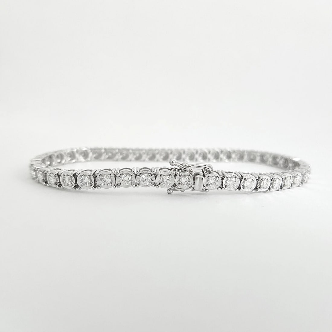 Round Diamond Illusion Set Tennis Bracelet 14K White Gold, 7.5 Inches, 2.85 CTW - 6