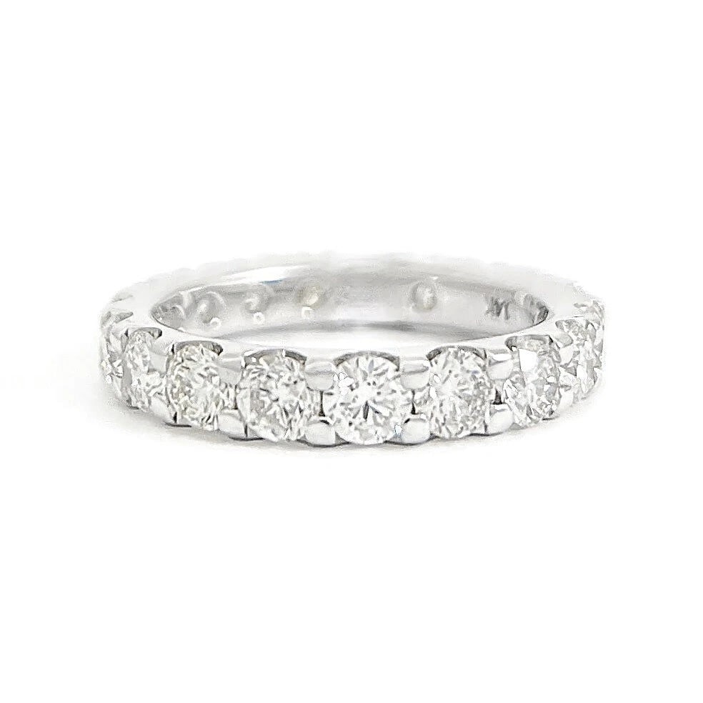 Round Diamond Eternity Ring Wedding Band Anniversary 14K White Gold, 2.73 CTW: Round Diamond Eternity Ring Wedding Band Anniversary 14K White Gold, 2.73 CTW This is a lovely ring that can be worn as a wedding band, anniversary ring or statement ring. Don't hesitate to ask any