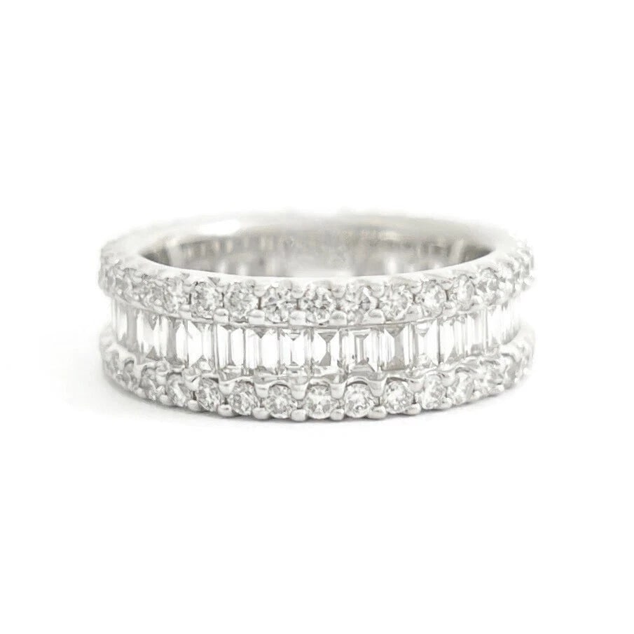 Baguette Round Diamond Eternity Ring Anniversary Band 18K White Gold, Size 5.75: Baguette Round Diamond Eternity Ring Anniversary Band 18K White Gold, Size 5.75 This is a lovely ring that can be worn as a wedding band, anniversary ring or statement ring. Don't hesitate to ask any