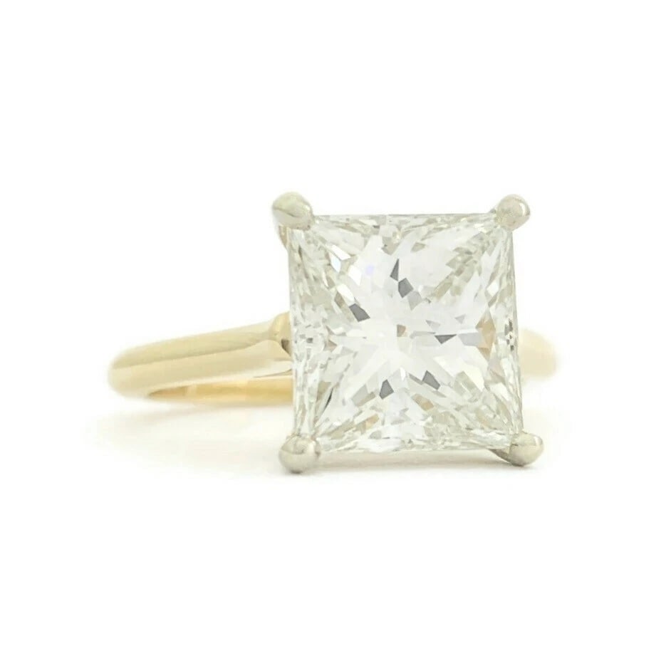 GIA Princess Solitaire Diamond Engagement Ring 14K Yellow Gold, 3.04 CT: GIA Princess Solitaire Diamond Engagement Ring 14K Yellow Gold, 3.04 CT This is a gorgeous diamond engagement ring! Please let us know if you have any questions! Diamonds: 1 princess cut, 3.04 ct, J,