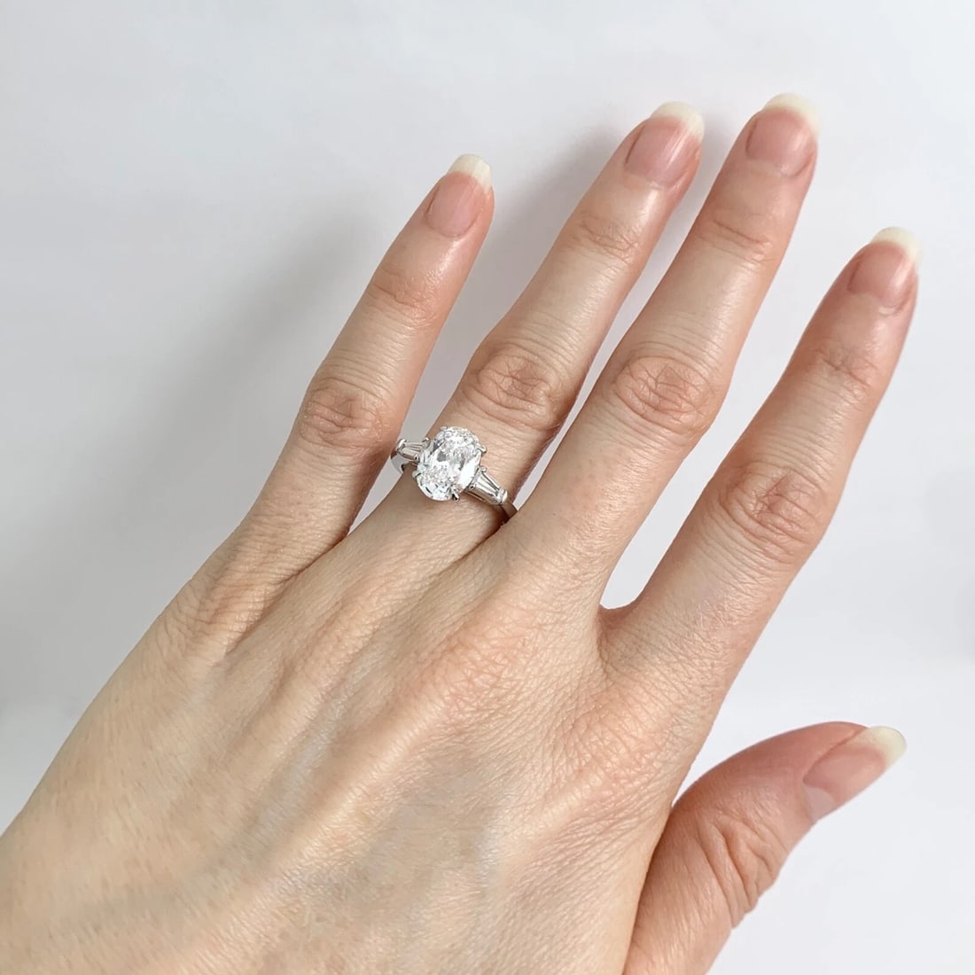 GIA Oval Tapered Baguette Diamond Engagement Ring Platinum, 2.35 CTW - 4
