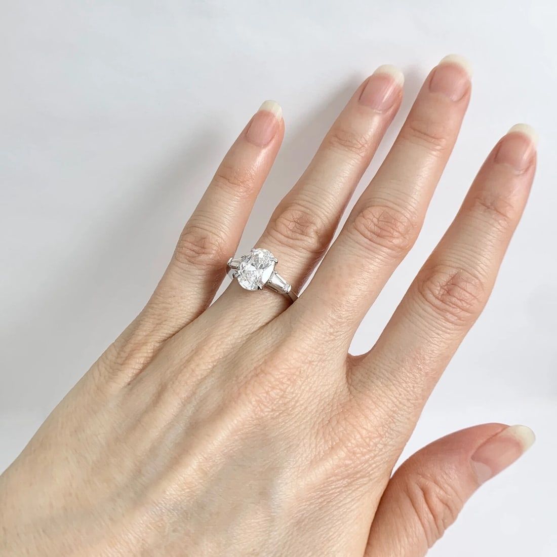 GIA Oval Tapered Baguette Diamond Engagement Ring Platinum, 2.35 CTW - 5