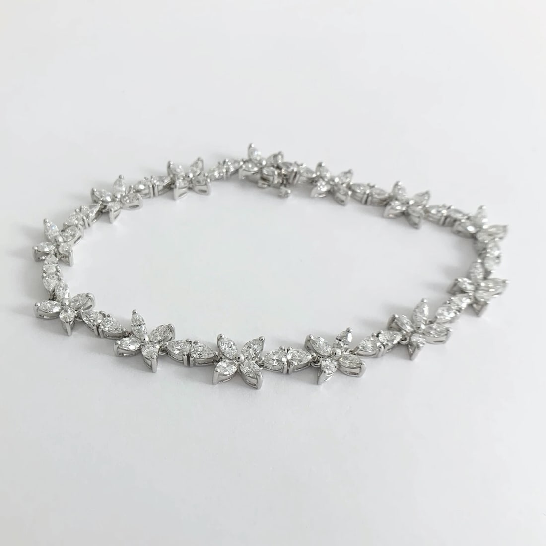 Pear Marquise Flower Diamond Tennis Bracelet Platinum, 7.66 CTW, 17.54 Grams - 7