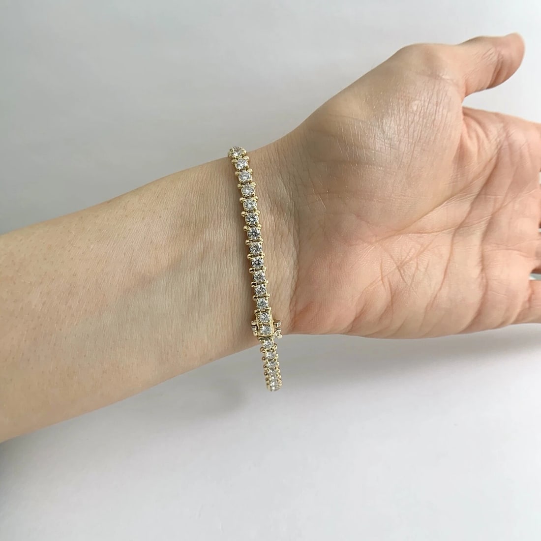 Round Diamond Tennis Bracelet 14K Yellow Gold, 4.75 CTW, 7 Inches 10.63 Grams - 5