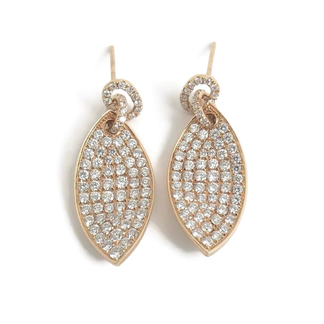 Pave Diamond Leaf Hanging Dangle Drop Earrings 18K Pink Rose Gold, 2.26 CTW: Pave Diamond Leaf Hanging Dangle Drop Earrings 18K Pink Rose Gold, 2.26 CTW These stunning diamond rose gold earrings will make a statement on any ear. Makes a great gift for any occasion! Diamonds: