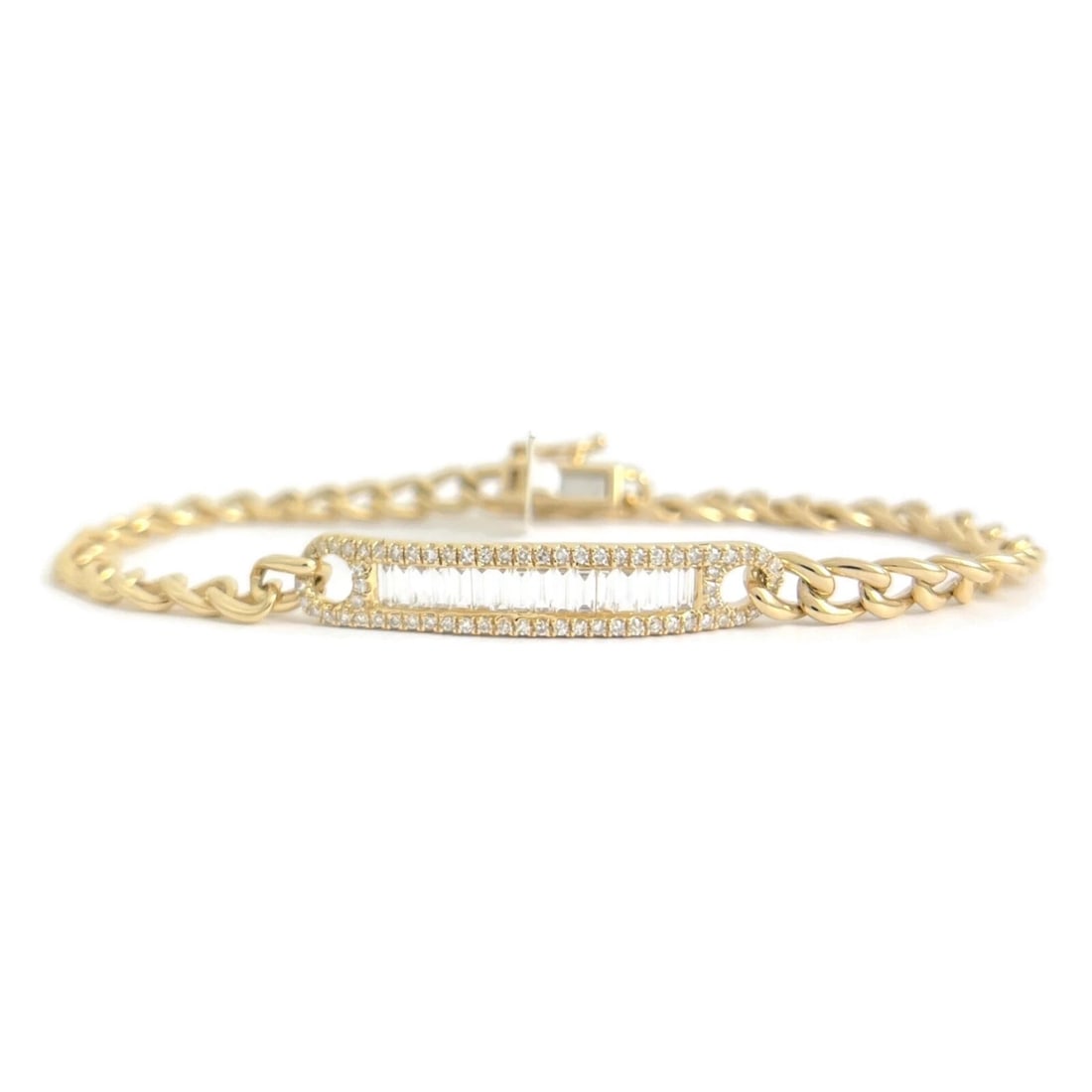Baguette Diamond ID Bar Chain Link Bracelet 14K Yellow Gold, 6.75 Inch, .82 CTW: Baguette Diamond ID Bar Chain Link Bracelet 14K Yellow Gold, 6.75 Inch, .82 CTW This is a gorgeous bracelet! Please let us know if you have any questions :) Diamonds: .82 ctw; 16 baguettes .48 ctw, G,