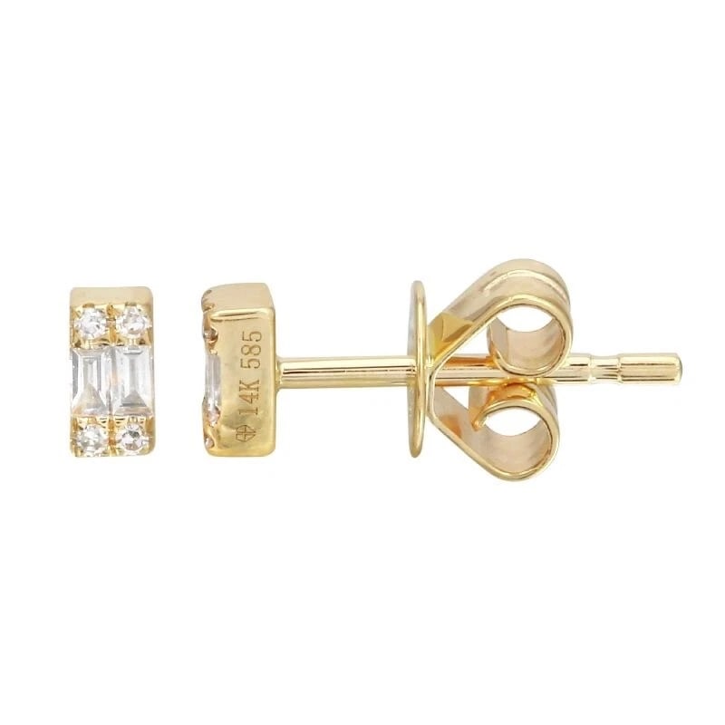 Baguette Round Diamond Cluster Stud Earrings 14K Yellow Gold .15 CTW: Baguette Round Diamond Cluster Stud Earrings 14K Yellow Gold .15 CTW These are beautiful earrings! Please let us know if you have any questions. Diamonds: .15 ctw; 4 baguettes .10 ctw and 8 rounds,