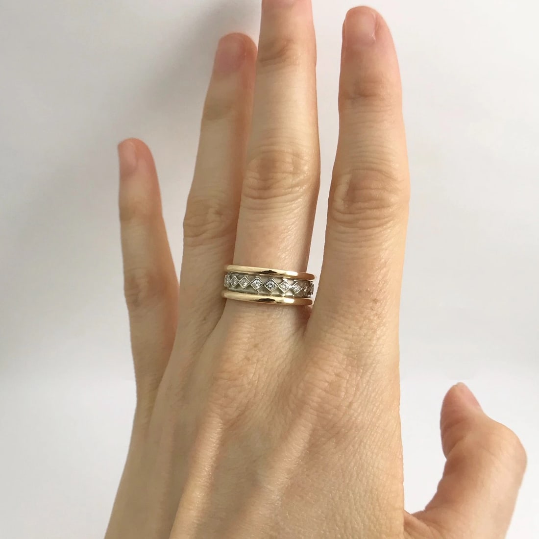 Diamond Two-Tone Band Ring in 14K Yellow White Gold, Size 7, 5.20 Grams - 3