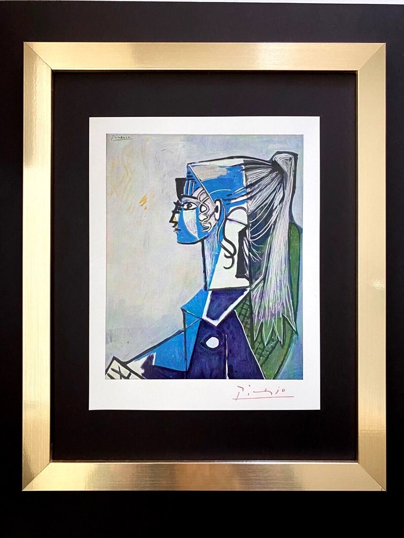 PABLO PICASSO + 1961 SIGNED SUPERB PRINT FRAMED FROM LONDON + SYLVETTE: This is a Beautiful and Scarce 1961 Print in Couche Paper after PABLO PICASSO " SYLVETTE" FACSIMILE SIGNED IN INK from The Folio Society Collection Printed in London Mounted in an Acid Free Board and 