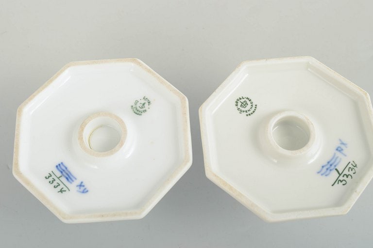 Royal Copenhagen, Denmark. Blue Fluted Plain, pair of porcelain candlesticks with decoration in - 4