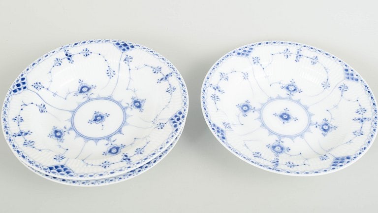 Royal Copenhagen, Denmark. Blue Fluted Half Lace, set of three porcelain deep plates with decoration - 2