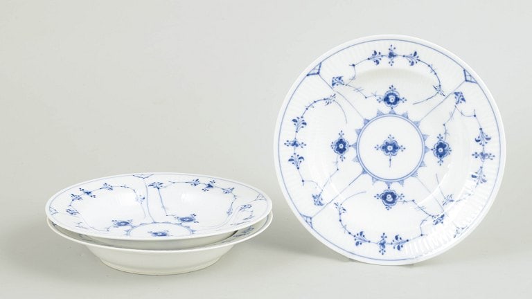Royal Copenhagen, Denmark. Blue Fluted Plain, set of three porcelain pasta plates with decoration in: Royal Copenhagen Blue Fluted Plain, set of three pasta plates. Set of three deep plates in hand-painted porcelain from Blue Fluted Plain with classic underglaze decoration in cobalt blue. Model 1/170.