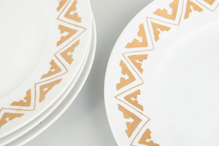 Royal Copenhagen, Denmark. Set of four large porcelain dinner plates with geometric Art Deco style - 3