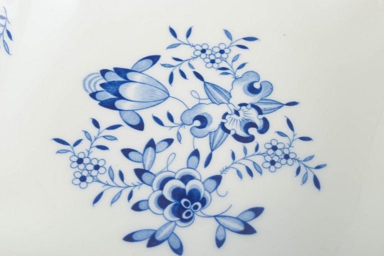Meissen, Germany. Blue Orchid, large porcelain bowl with blue decoration. Approx. 1940s. - 3