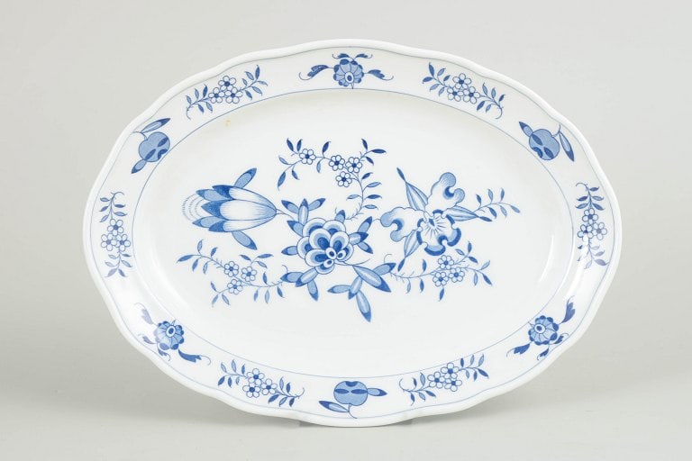 Meissen, Germany. Blue Orchid, oval porcelain serving dish with blue decoration. Approx. 1940s. (1 of 4)