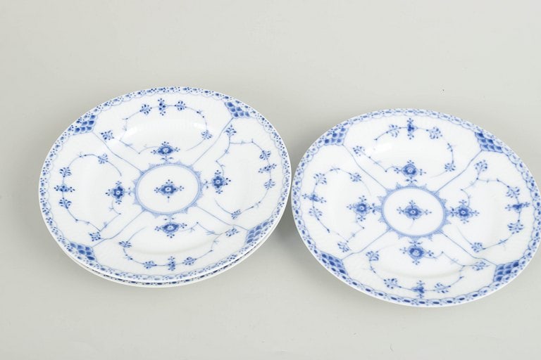 Royal Copenhagen, Denmark. Blue Fluted Half Lace set of three porcelain salad plates with underglaze - 2