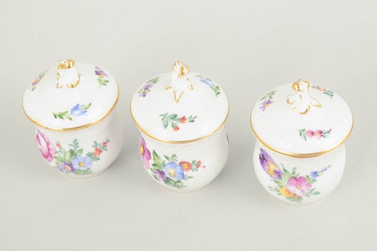 Royal Copenhagen, Denmark. Saxon Flower set of three porcelain lidded cream cups. Approx. 1960s. - 2