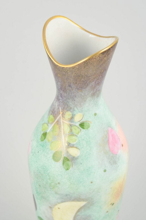 Otto Hofmann for Rosenthal, Germany. Large porcelain vase with curved silhouette. Approx. 1940s. - 2