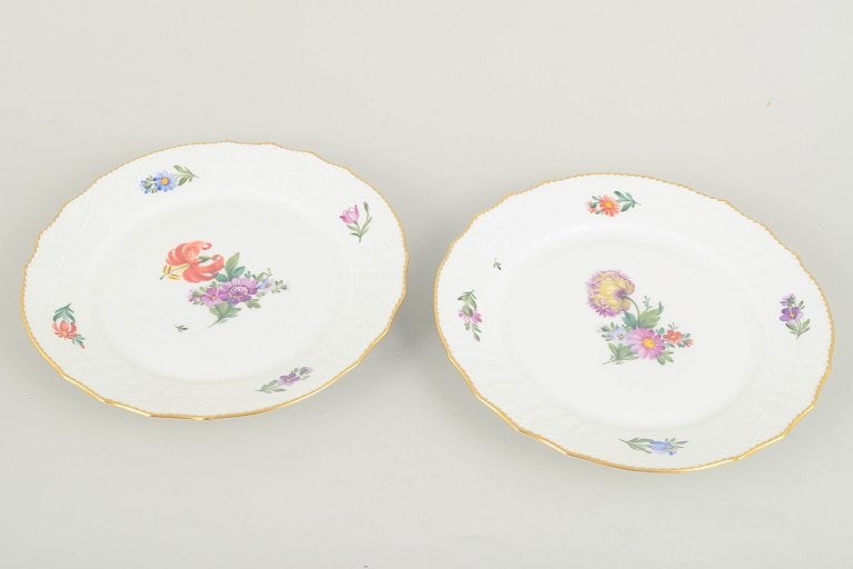 Royal Copenhagen, Denmark. Saxon Flower set of two lunch plates. Approx. 1920s. - 2
