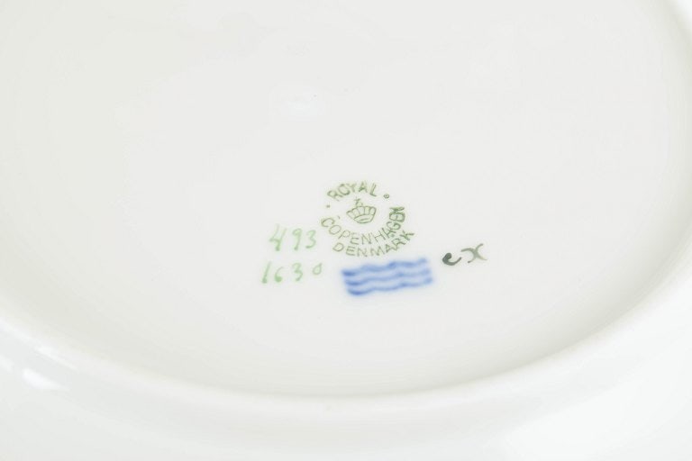 Royal Copenhagen, Denmark. Saxon Flower set of two lunch plates. Approx. 1920s. - 4