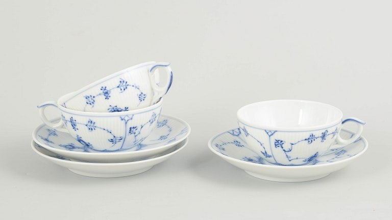 Royal Copenhagen, Denmark. Blue Fluted Plain set of three porcelain tea cups with matching saucers (1 of 4)