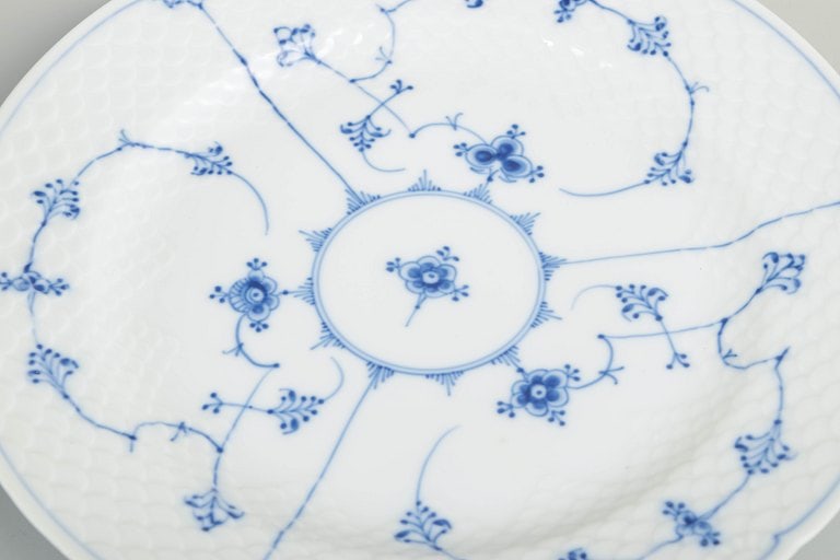 Royal Copenhagen, Denmark. Blue Fluted Plain set of six porcelain dinner plates with underglaze - 3