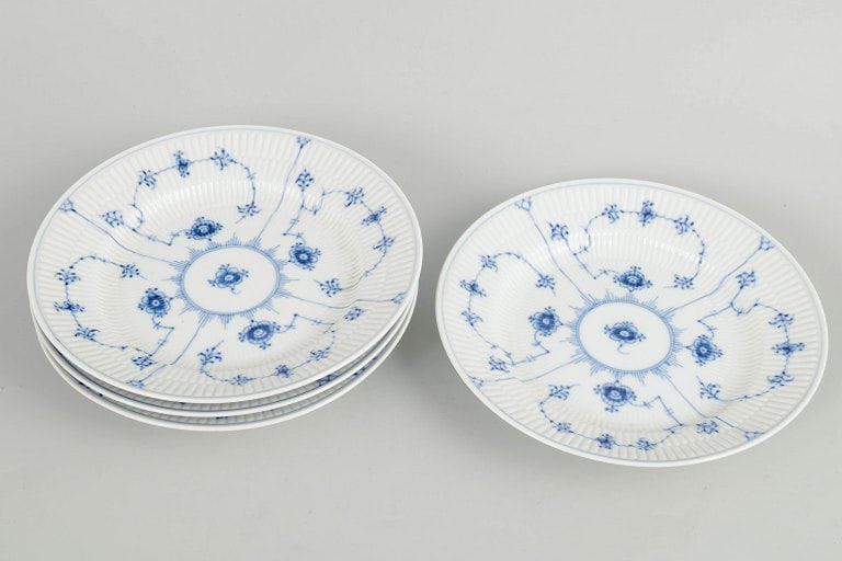 Royal Copenhagen, Denmark. Blue Fluted Plain set of four porcelain lunch/salad plates with - 2