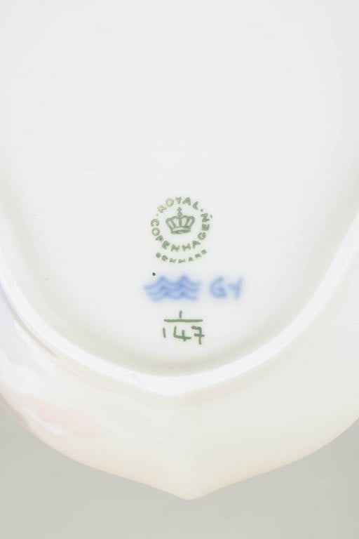 Royal Copenhagen Blue Fluted Plain, Denmark. Porcelain dish in cobalt underglaze. Approx. 1980s. - 4