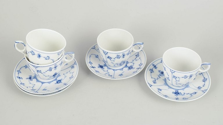 Royal Copenhagen, Denmark. Blue Fluted Plain, set of four porcelain coffee cups with saucers in - 2