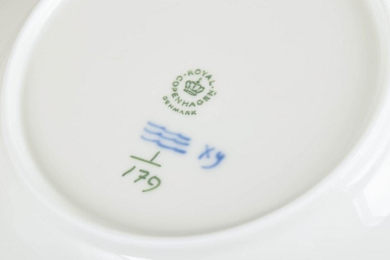 Royal Copenhagen, Denmark. Blue Fluted Plain, set of three porcelain salad plates in cobalt - 4