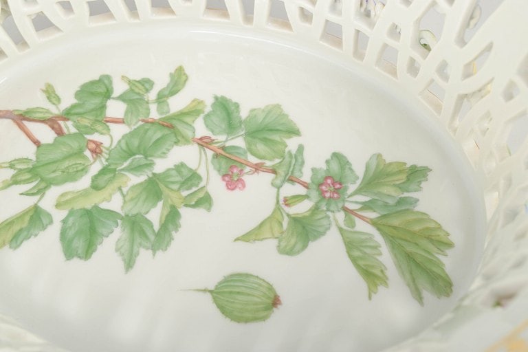 Royal Copenhagen, Denmark. Flora Danica basket with pierced body and botanical decoration. Approx. - 3