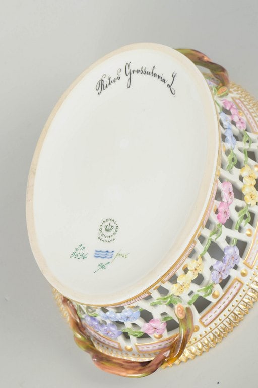 Royal Copenhagen, Denmark. Flora Danica basket with pierced body and botanical decoration. Approx. - 5