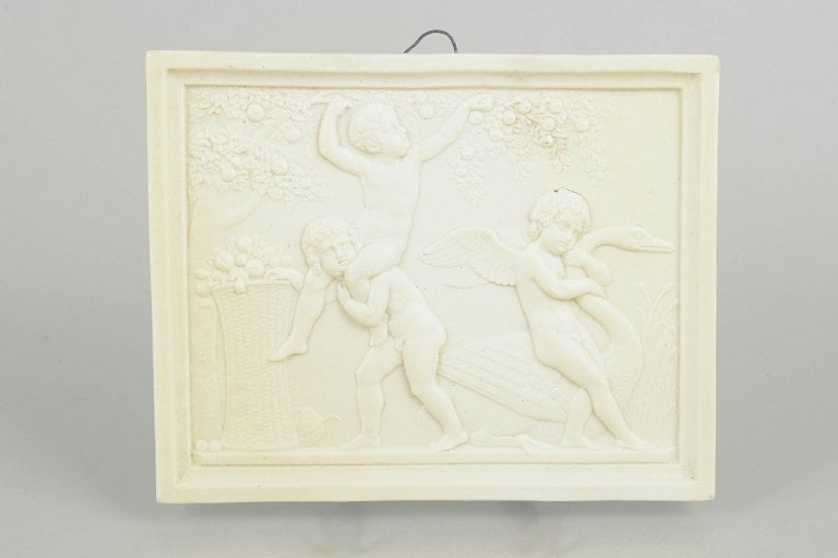 Bing & Grøndahll, Denmark. Biscuit relief after Thorvaldsen, wall relief depicting putti motif. (1 of 4)